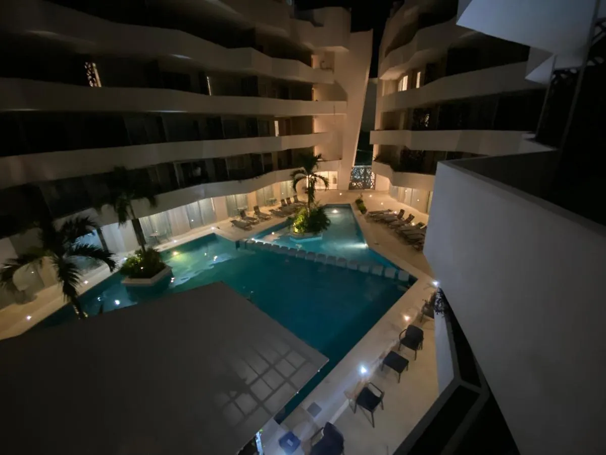 פלאייה דל כרמן Pony Luxury Condo מלון דירות
